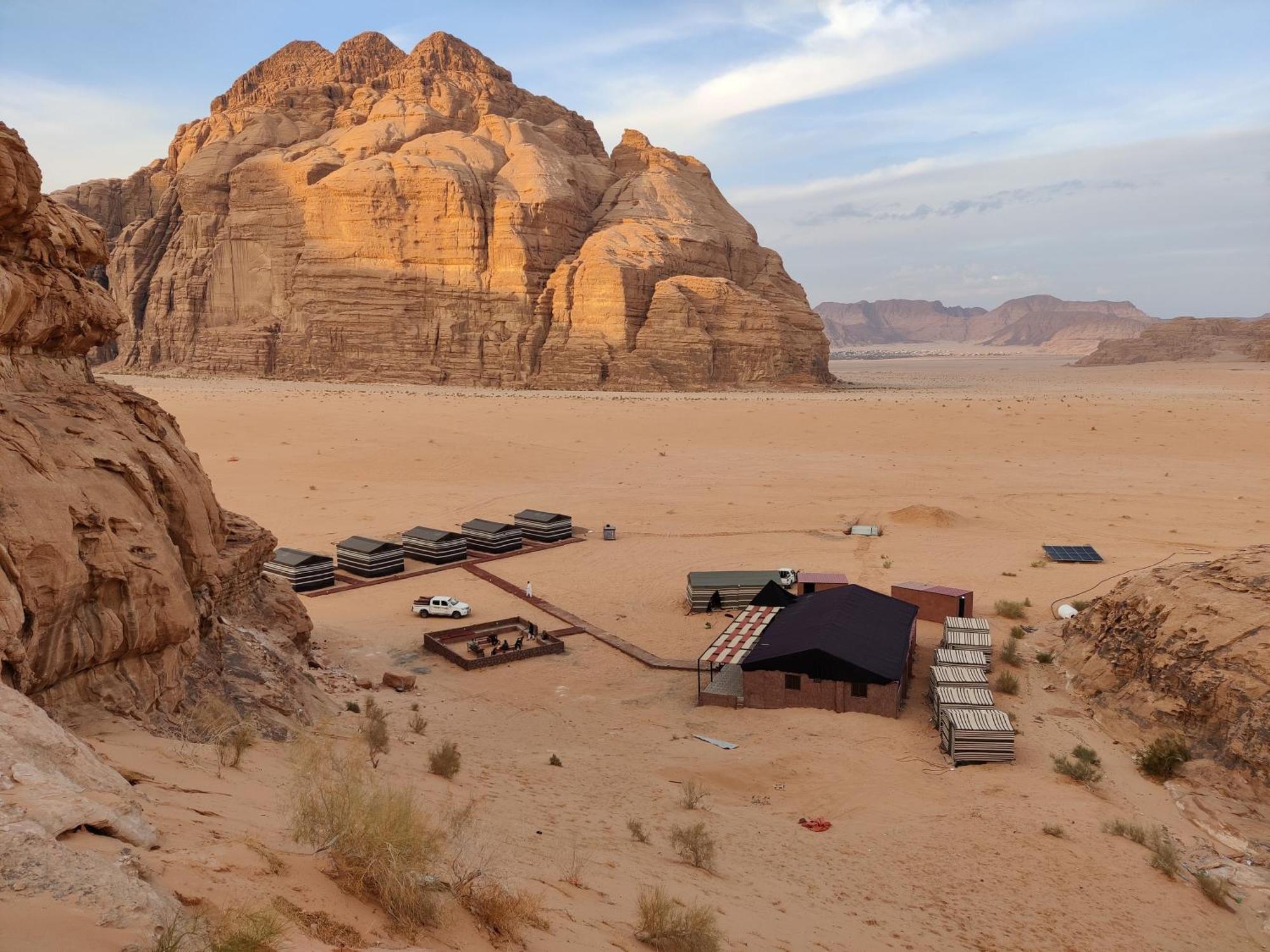 Hala tours&camping Wadi Rum Extérieur photo